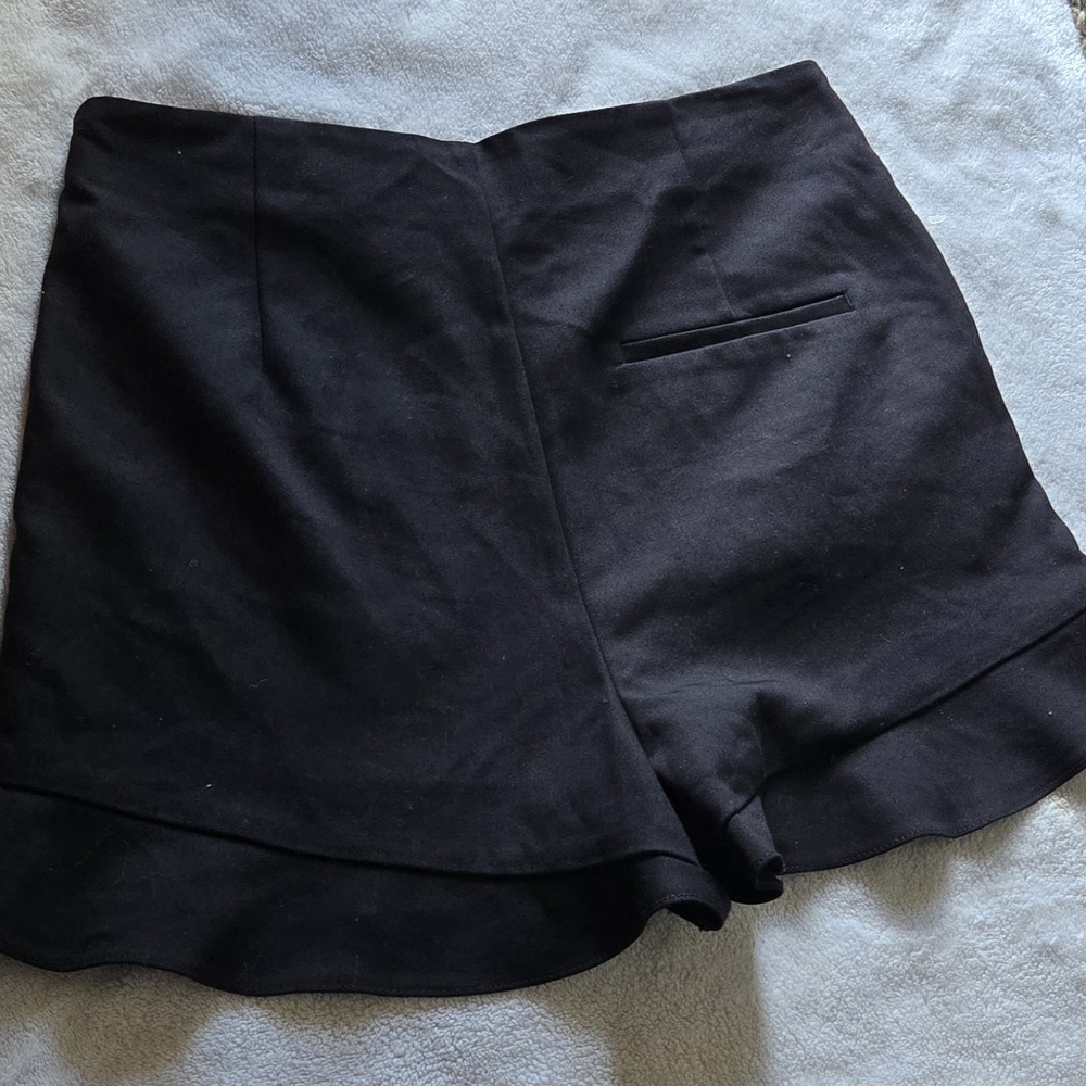 Zara Black High Waist Shorts Elegant and Versatile - Picture 2 of 8